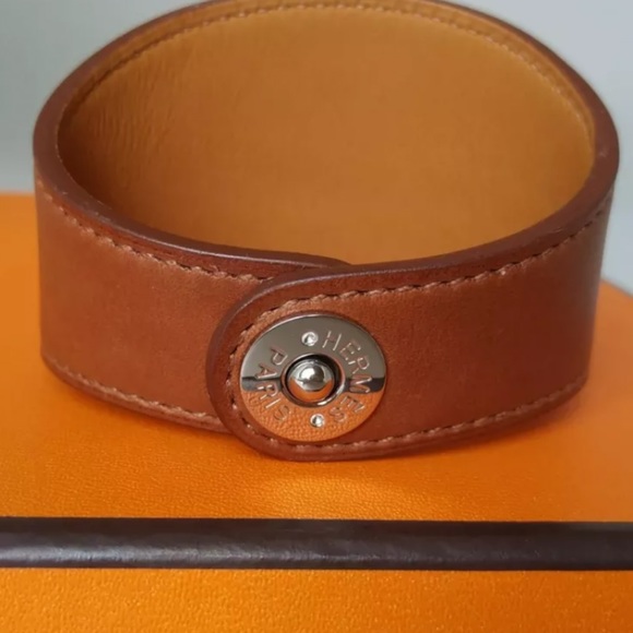 💯 Authentic Vintage Hermès Ex-libris Cuff Leather Bracelet in Great Condition - Picture 4 of 9